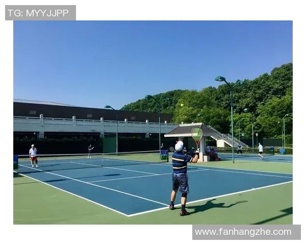 南京网球队状态变革引发热议球员表现与训练方法的全新探索 南京网球队状态变革引发热议球员表现与训练方法的全新探索