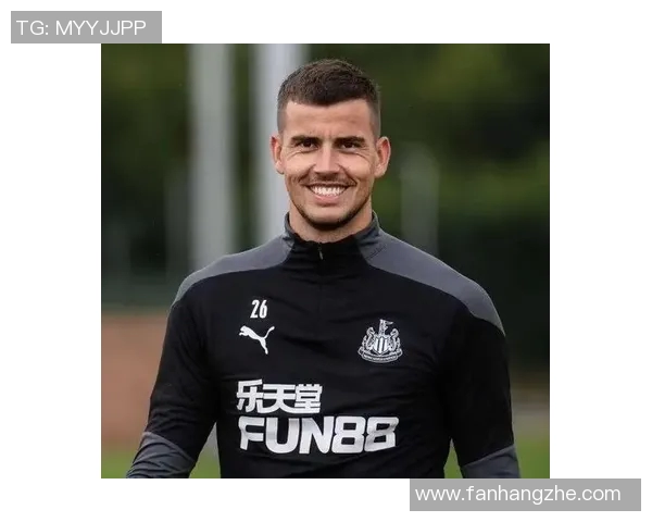 英超足球明星卡尔的职业生涯与成就解析